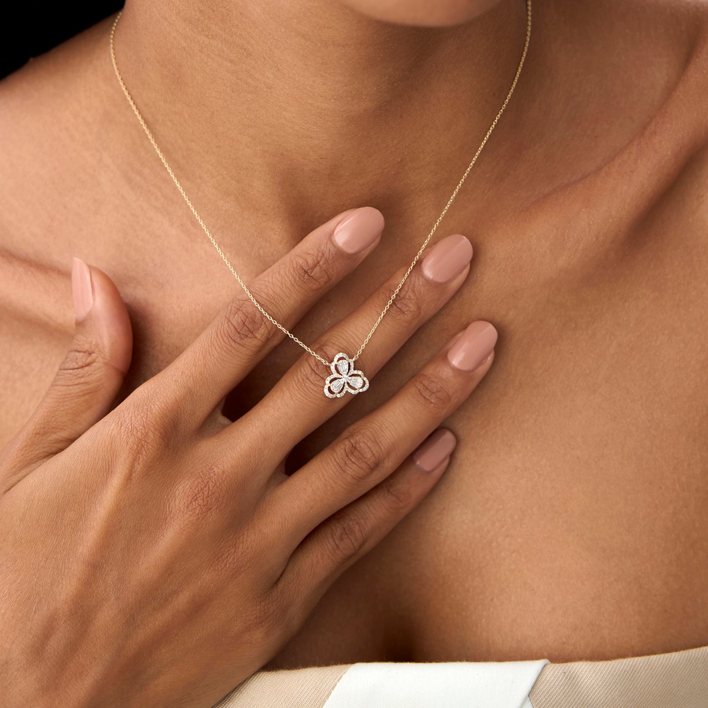 14K Gold Clover Baguette Diamond Necklace