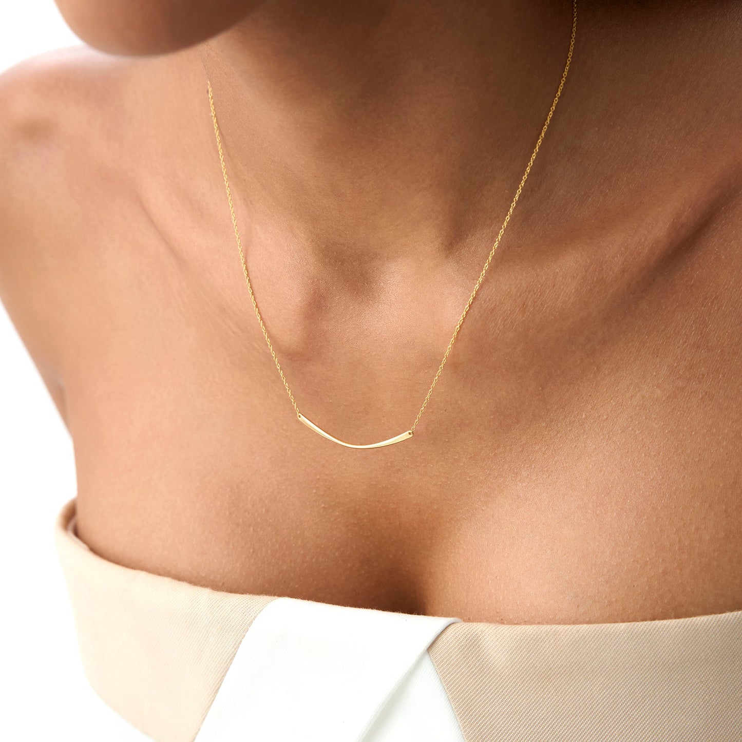 14k Gold Curved Bar Necklace
