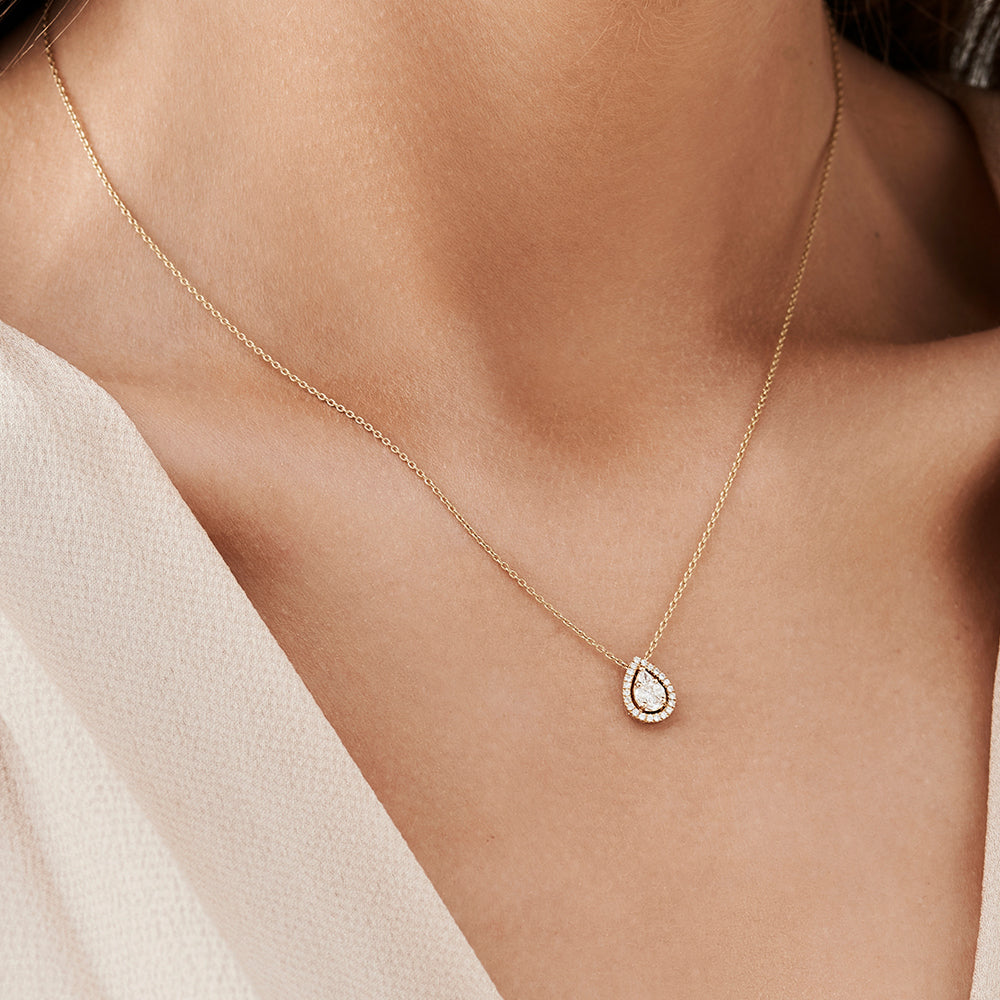 14K Pear Shaped Illusion Setting Halo Diamond Necklace