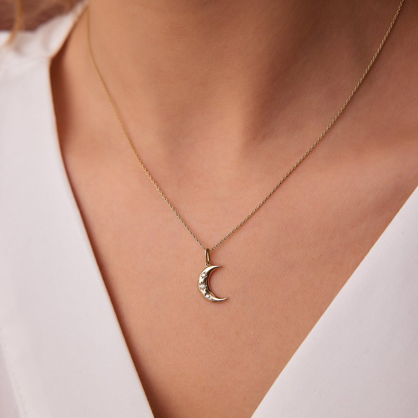 14k Star Setting Crescent Diamond Necklace