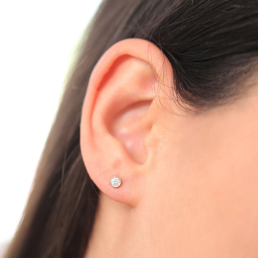 14K Bezel Setting Round Diamond Studs - Geum Jewels