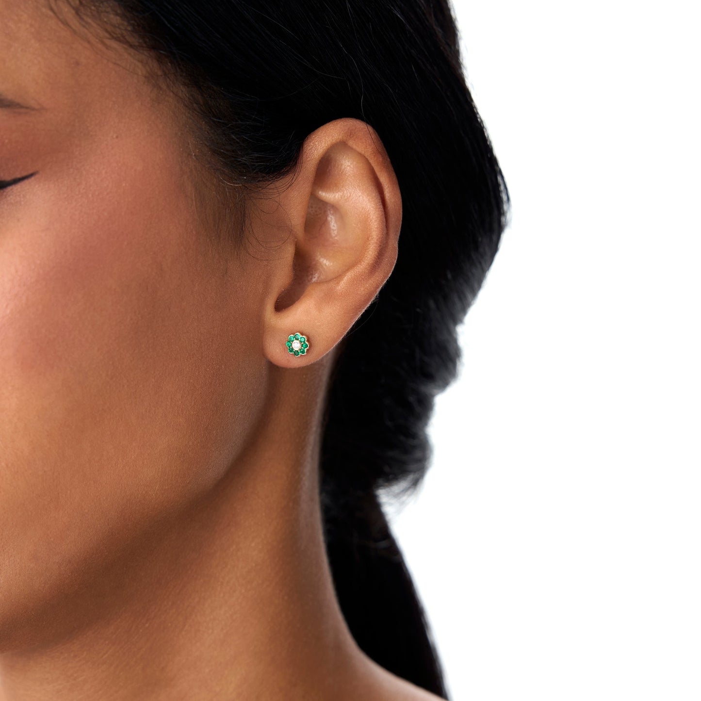 14K Bezel Setting Emerald Flower Diamond Studs - Geum Jewels