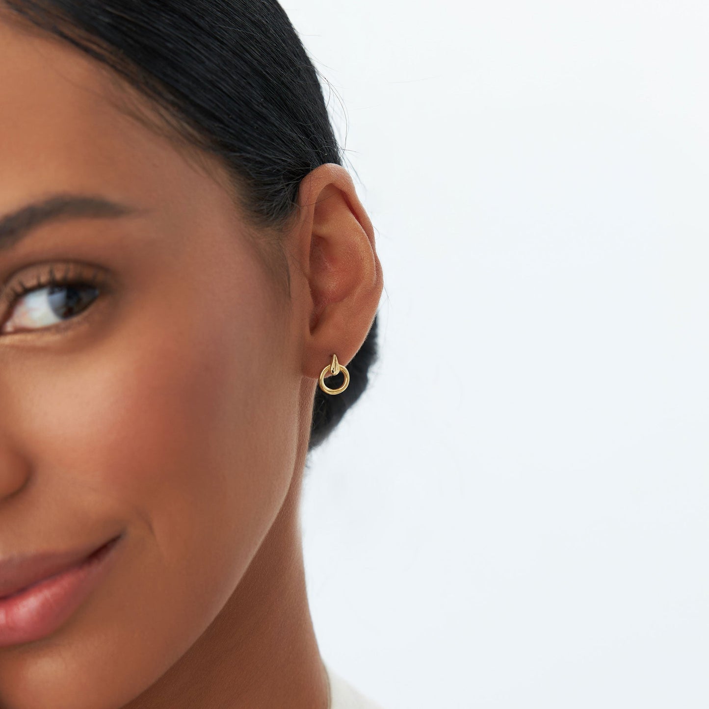 14k Dainty Circle Drop Earrings - Geum Jewels