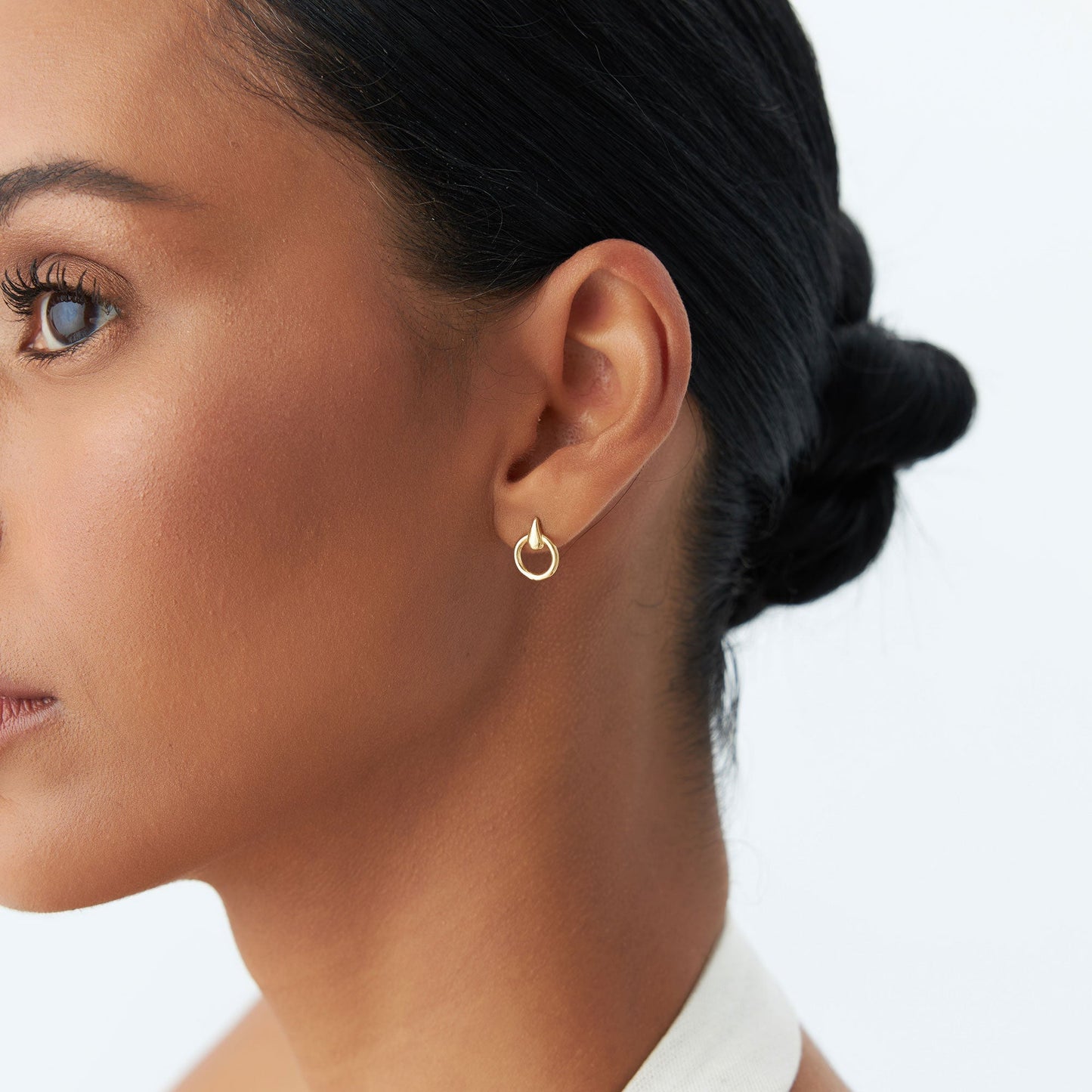 14k Dainty Circle Drop Earrings - Geum Jewels