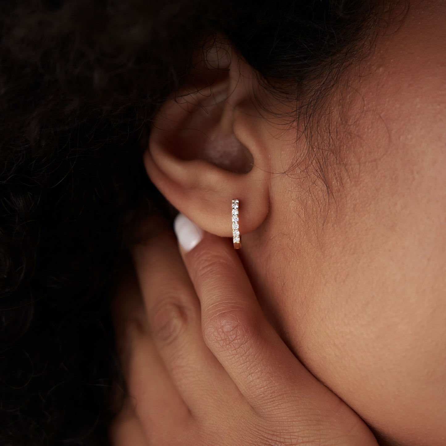 14K Gold Diamond Hoop Earrings - Geum Jewels