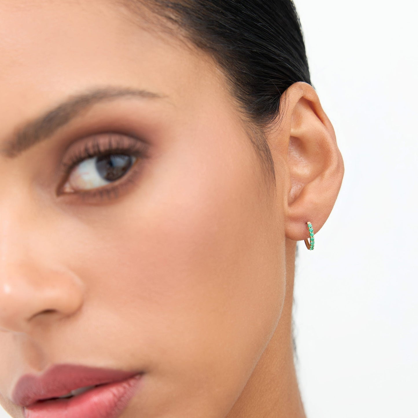 14K Gold Emerald Huggie Hoop Earrings - Geum Jewels