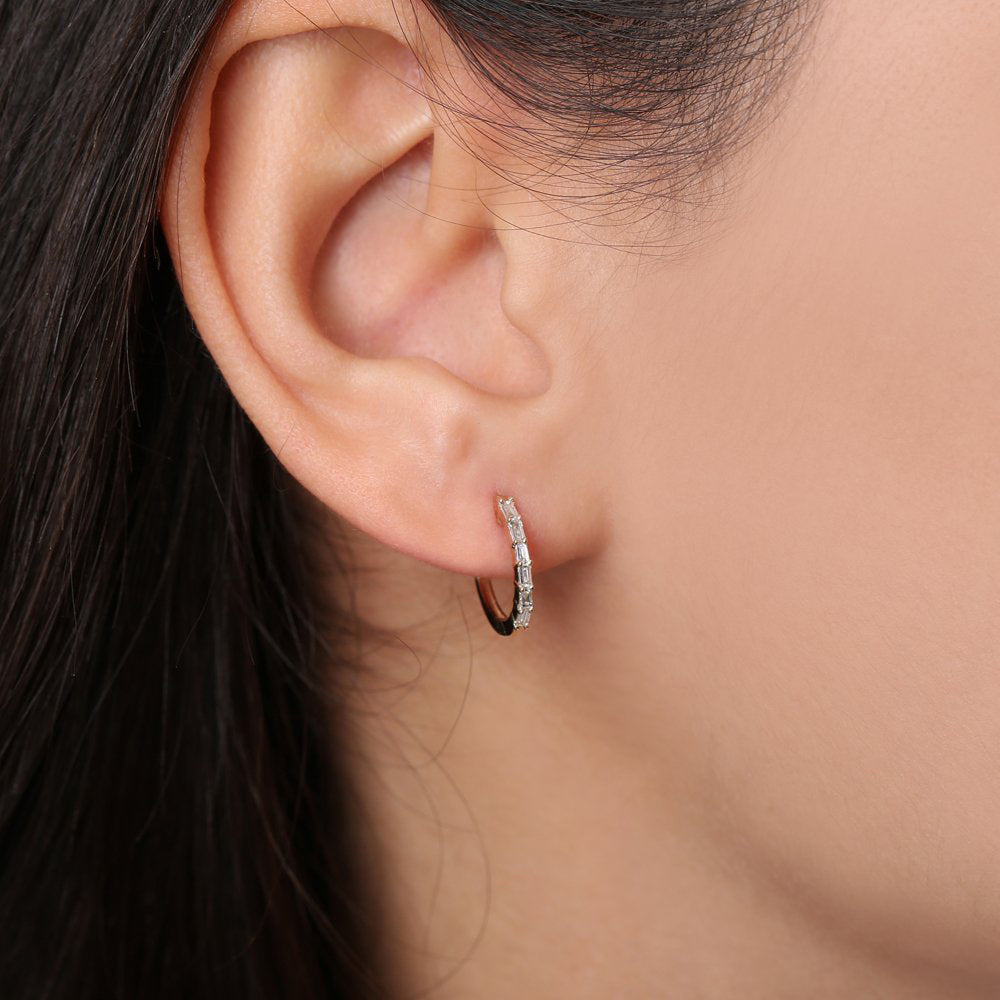 14K Gold Mini Baguette Huggie Earrings - Geum Jewels