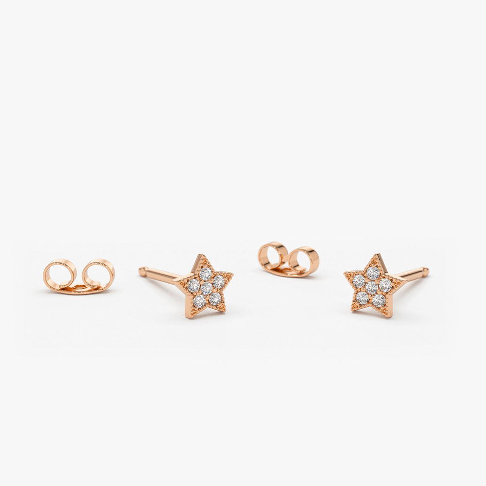 14K Gold Tiny Diamond Star Studs - Geum Jewels