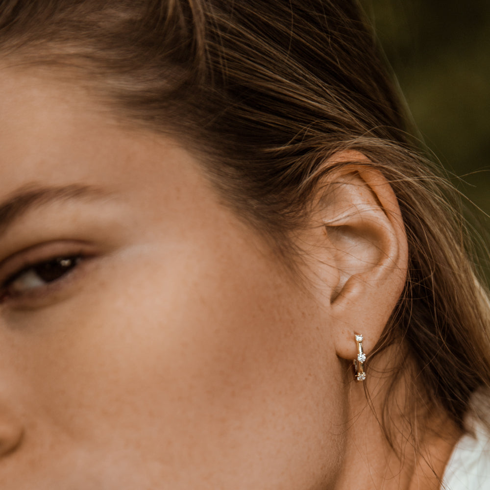 14k Prong Setting Diamond Hoop Earrings - Geum Jewels