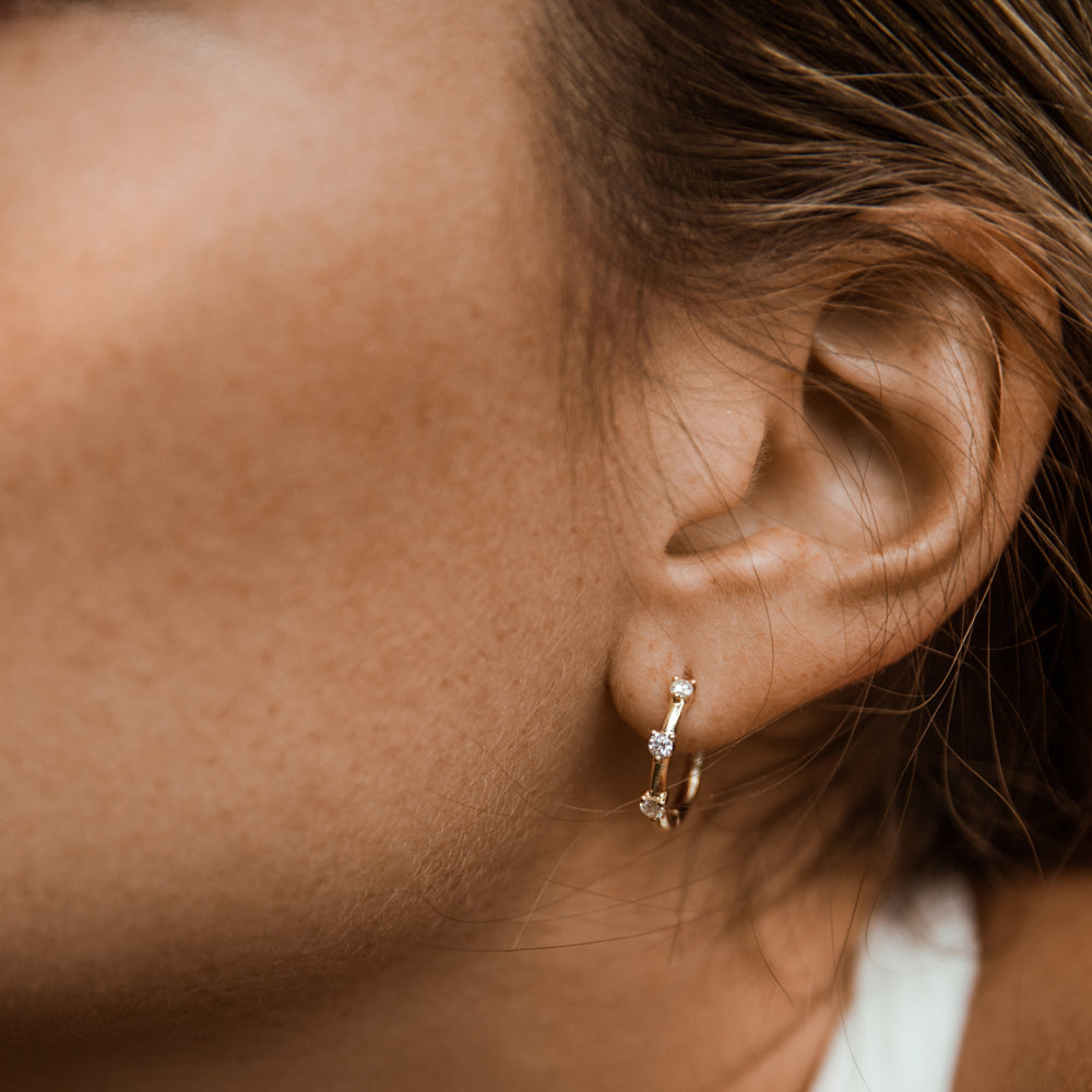 14k Prong Setting Diamond Hoop Earrings - Geum Jewels