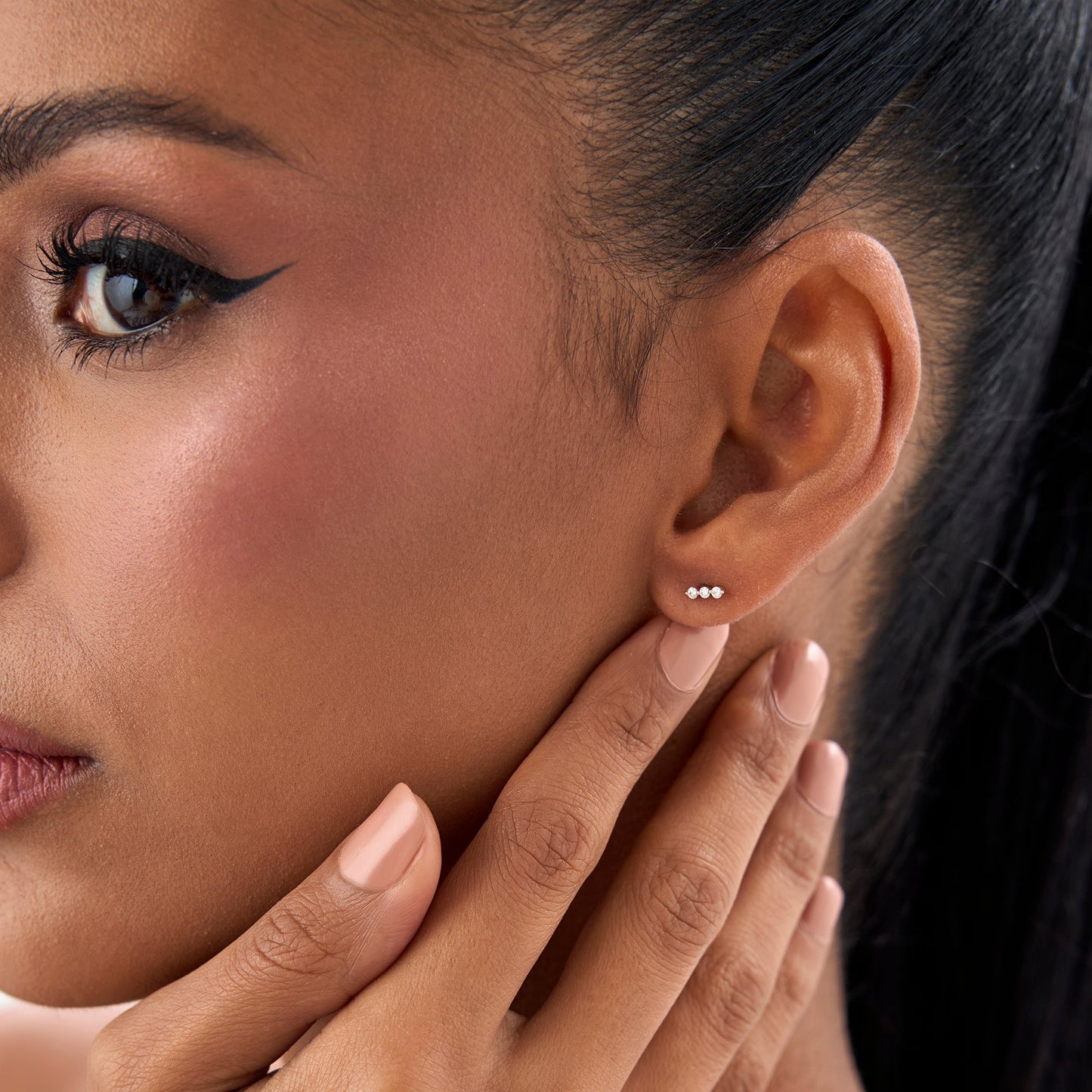 14K Triple Diamond Bar Stud Earrings - Geum Jewels