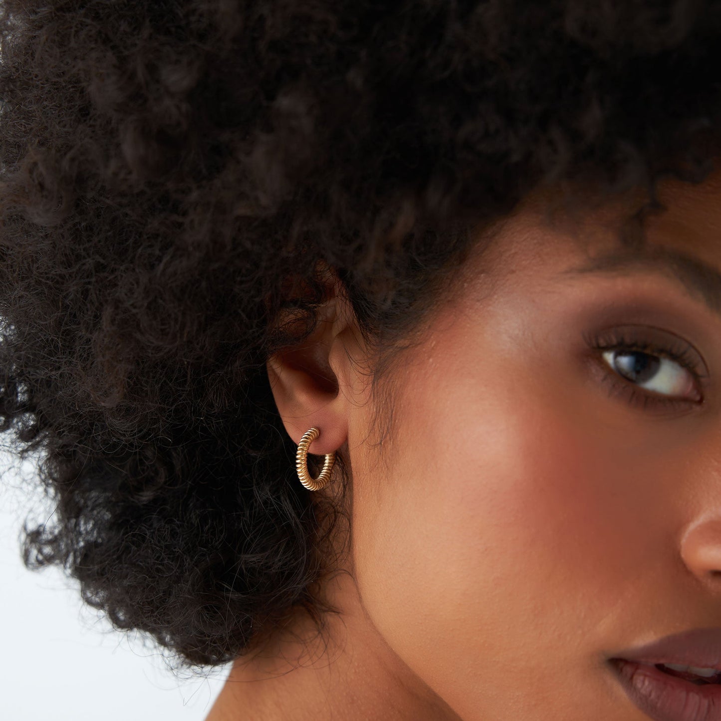 14k Unique Spiral C-Hoop Earring - Geum Jewels
