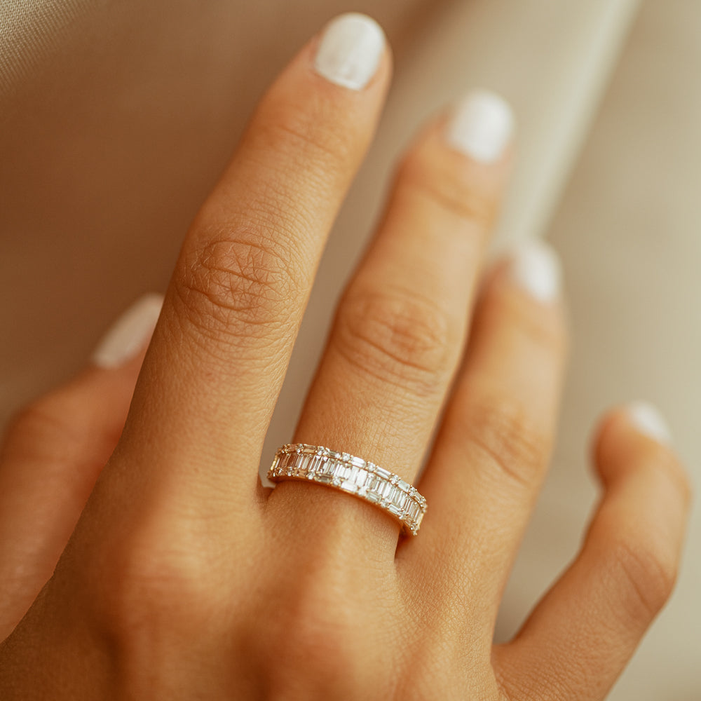 14K Baguette & Round Diamond Wedding Band
