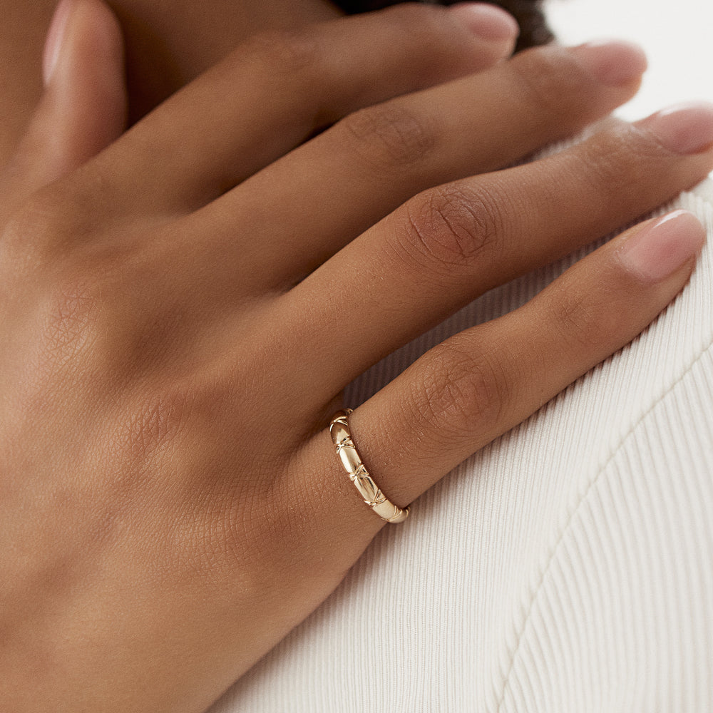 14k 3MM Unique X Cut Design Gold Wedding Ring