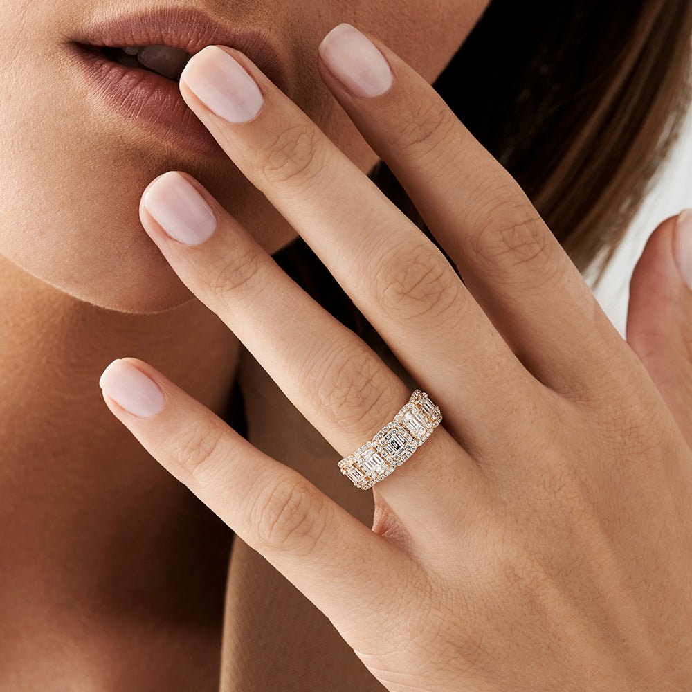 14k Baguette and Round Halo Diamond Ring