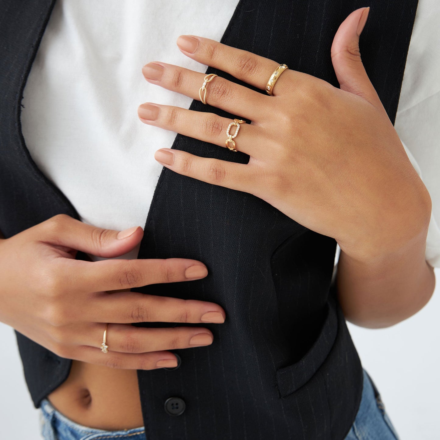 14k Diamond Buckle Chain Ring