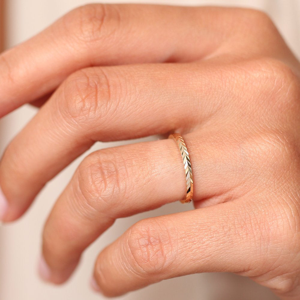 14K Gold Chevron Herringbone Eternity Cut Ring