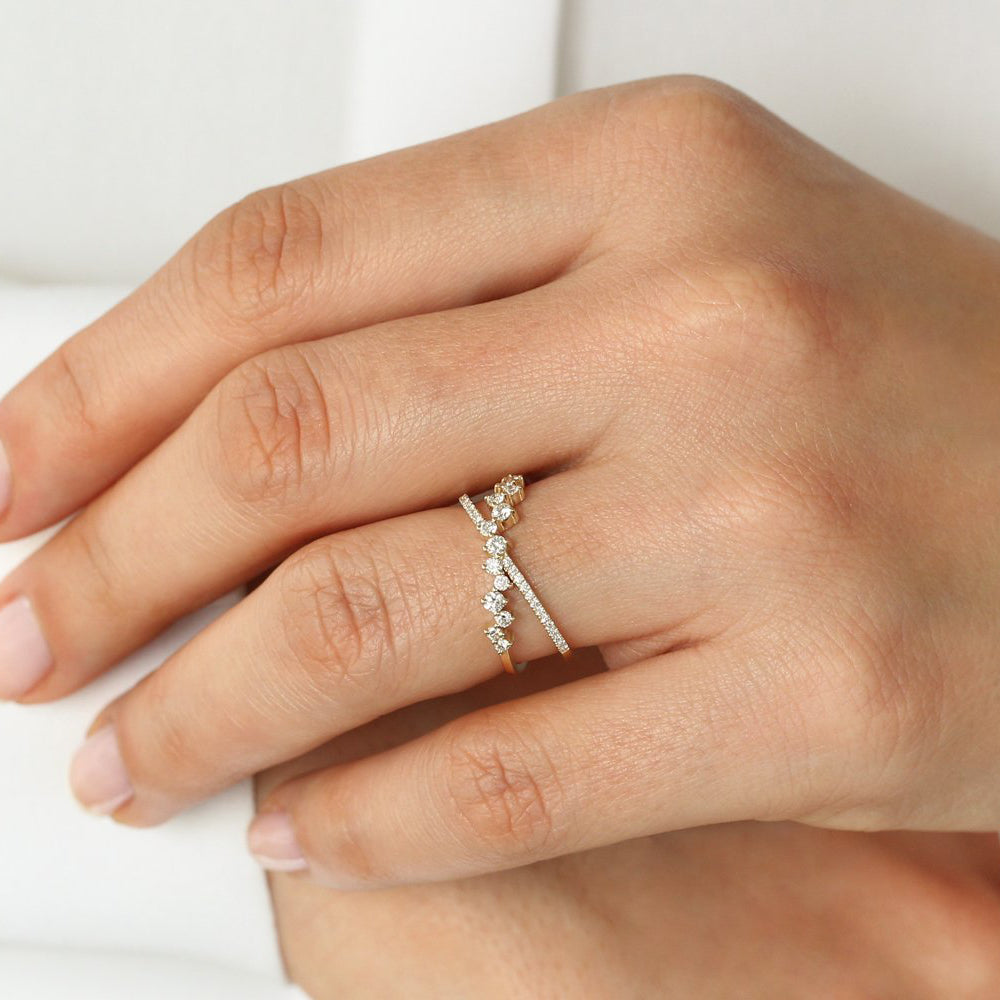 14k Gold Criss Cross Diamond Cluster Ring