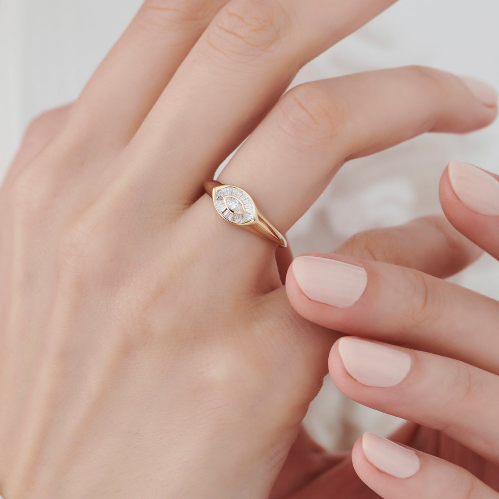 14k Gold Marquise Shape Baguette Diamond Ring