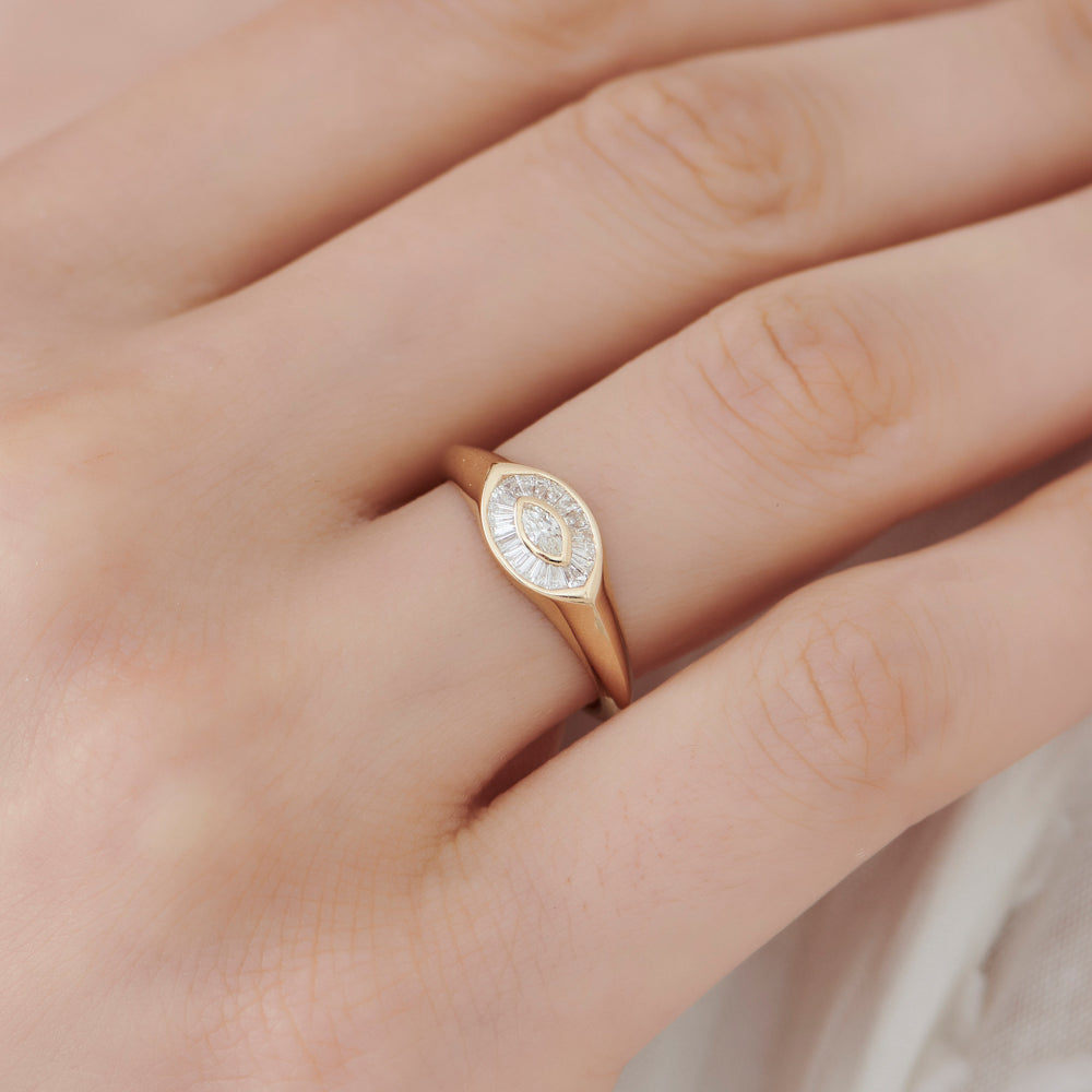 14k Gold Marquise Shape Baguette Diamond Ring