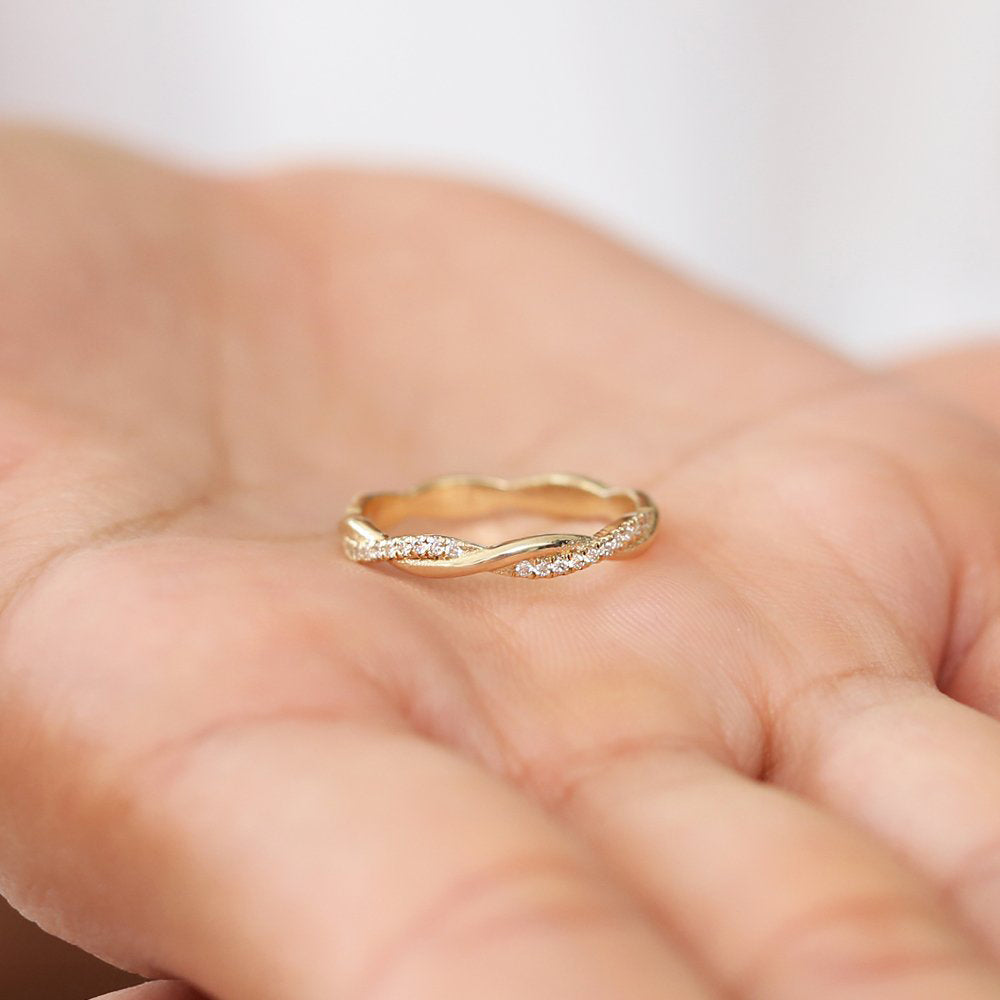 14K Gold Weaving Braid Eternity Diamond Ring