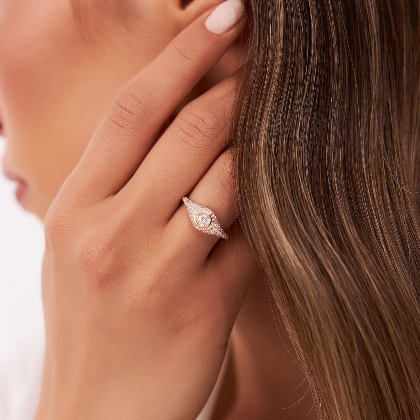 14K Pave Setting Round Diamond Signet Ring