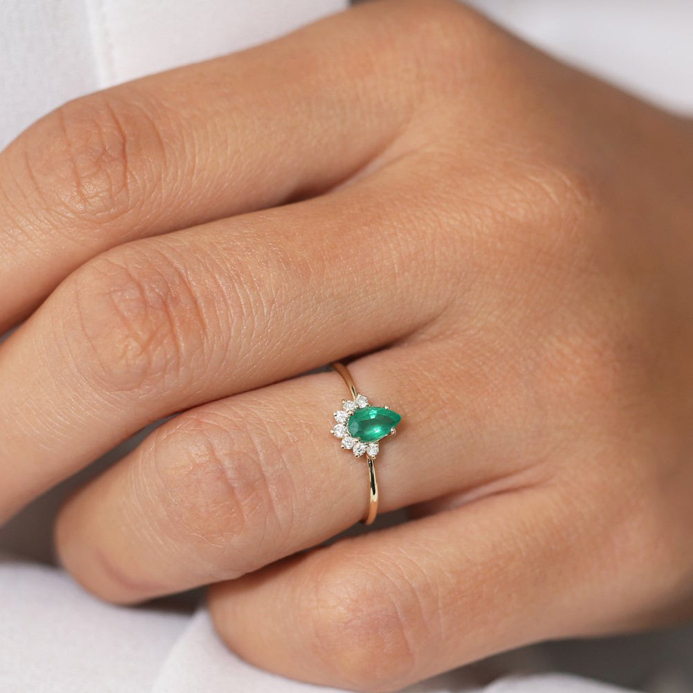 14k Pear Shape Emerald Engagement Ring