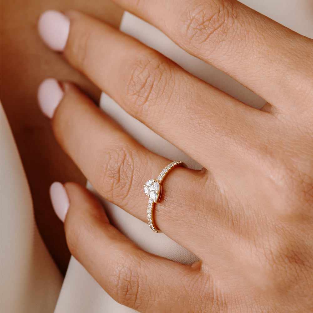 14k Pear Shape Illusion Setting Diamond Engagement Ring