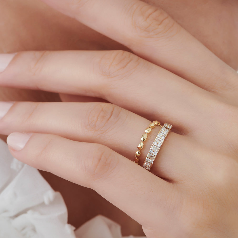 14k Petite Mini Pyramid Ring