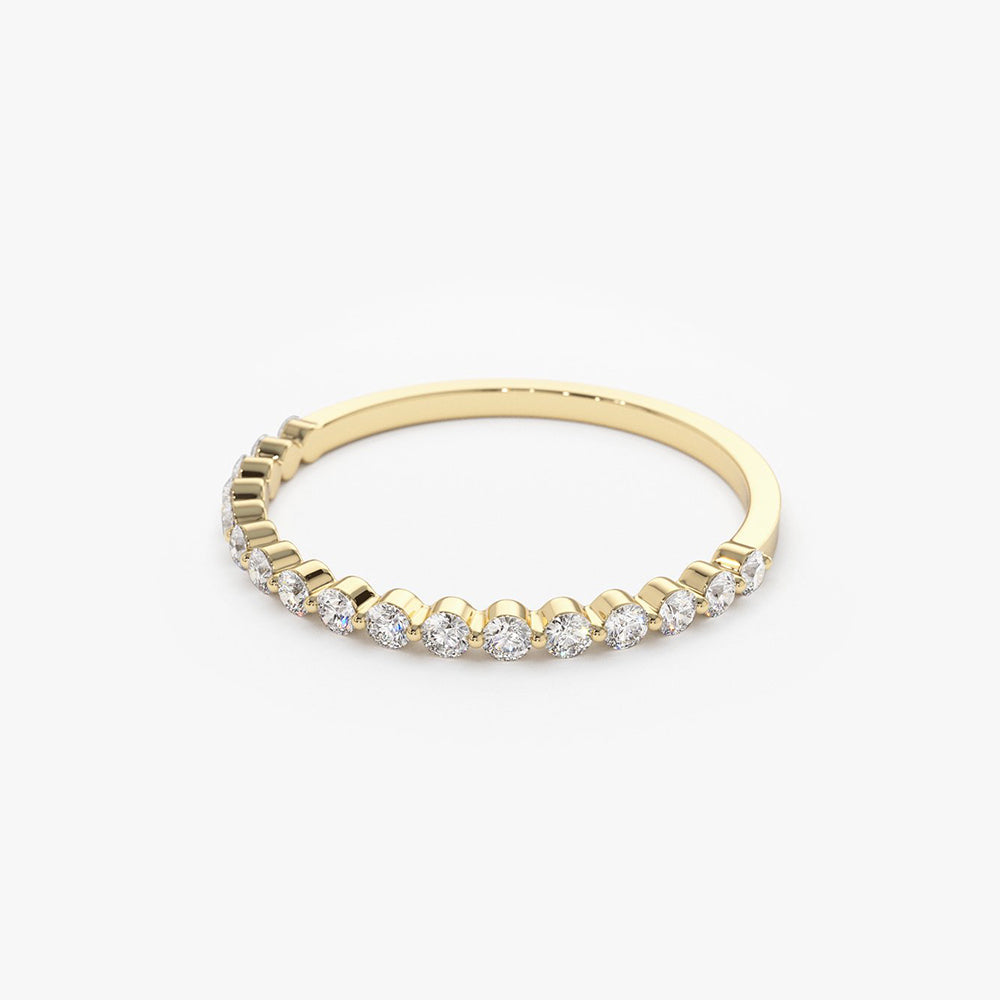 14K Round Diamond Shared Prong Wedding Ring