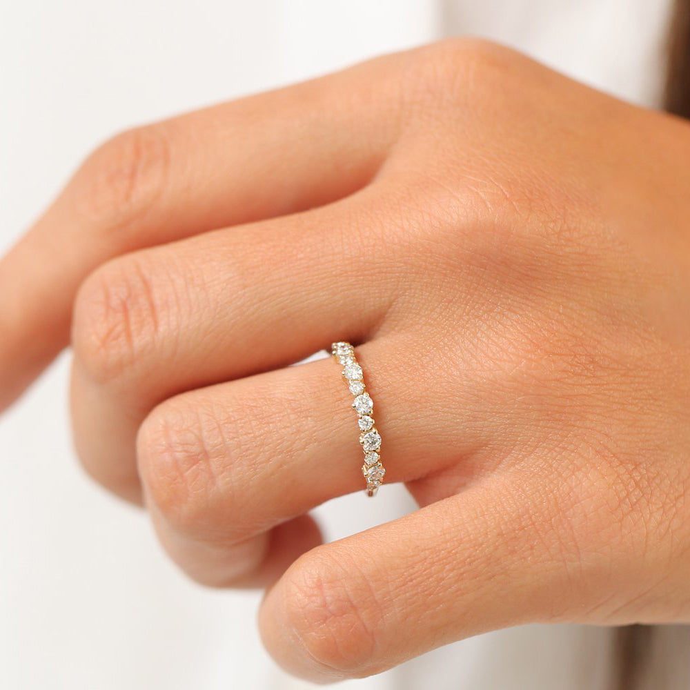 14k Round Diamond Unique Wedding Ring