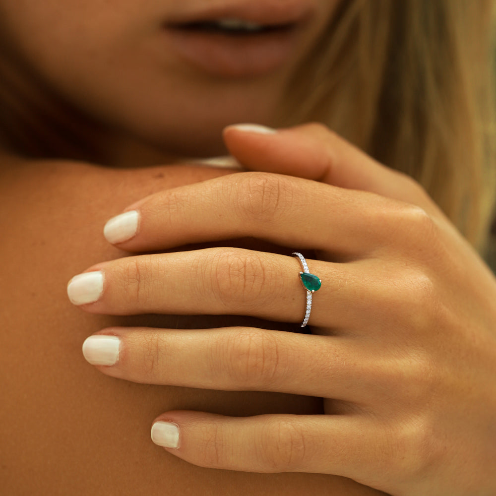 14k Slanted Pear Shape Emerald Ring with Pave Diamonds