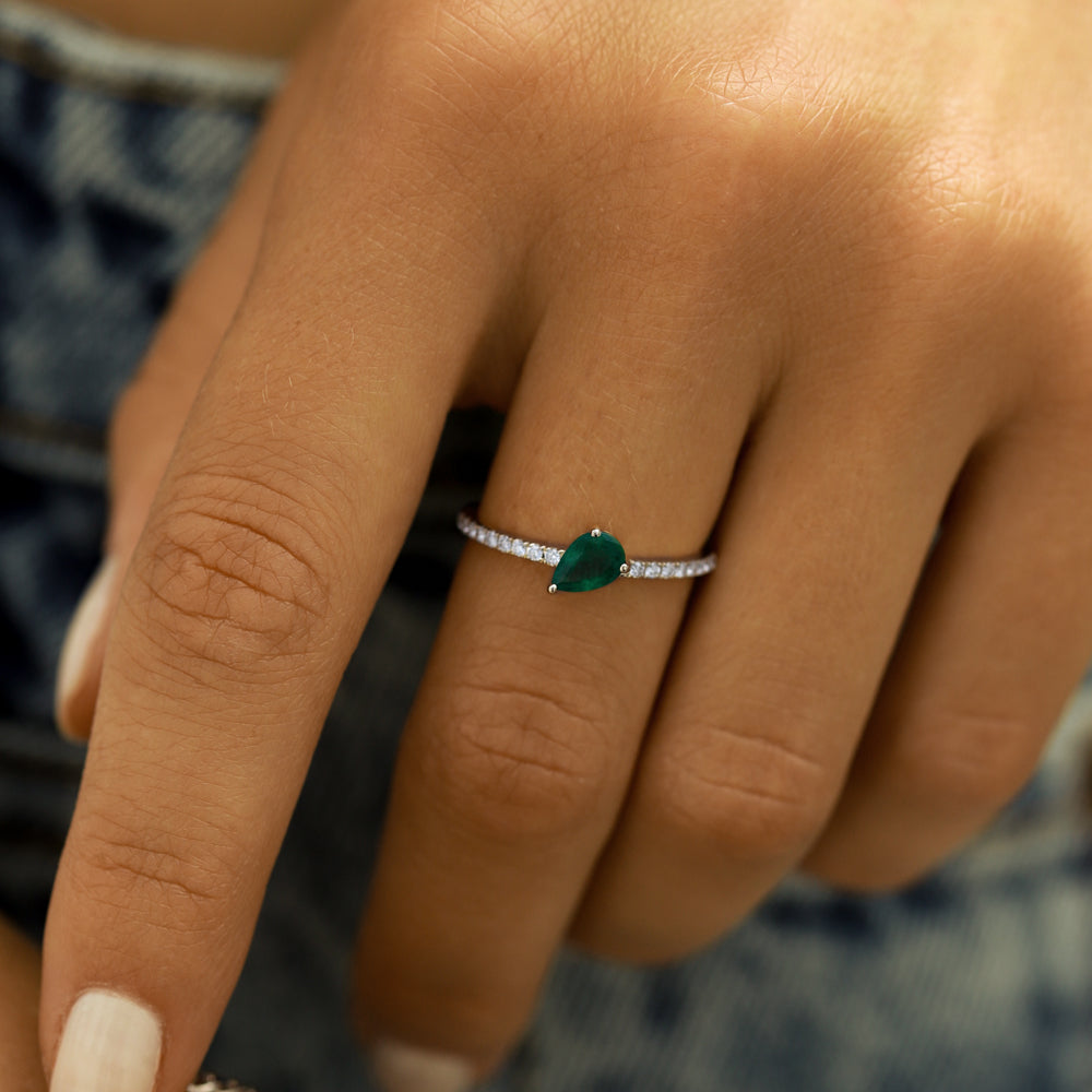 14k Slanted Pear Shape Emerald Ring with Pave Diamonds