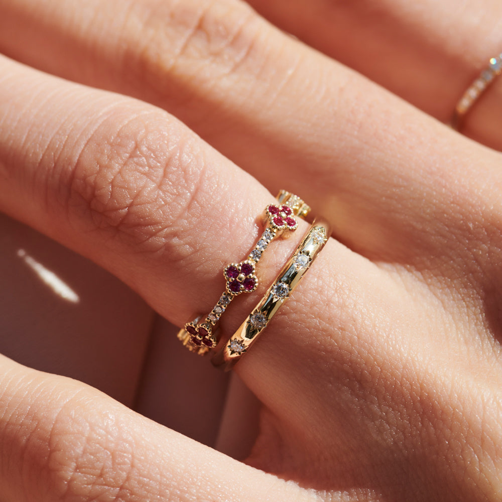 14k Star Setting 5 Stone Diamond Ring
