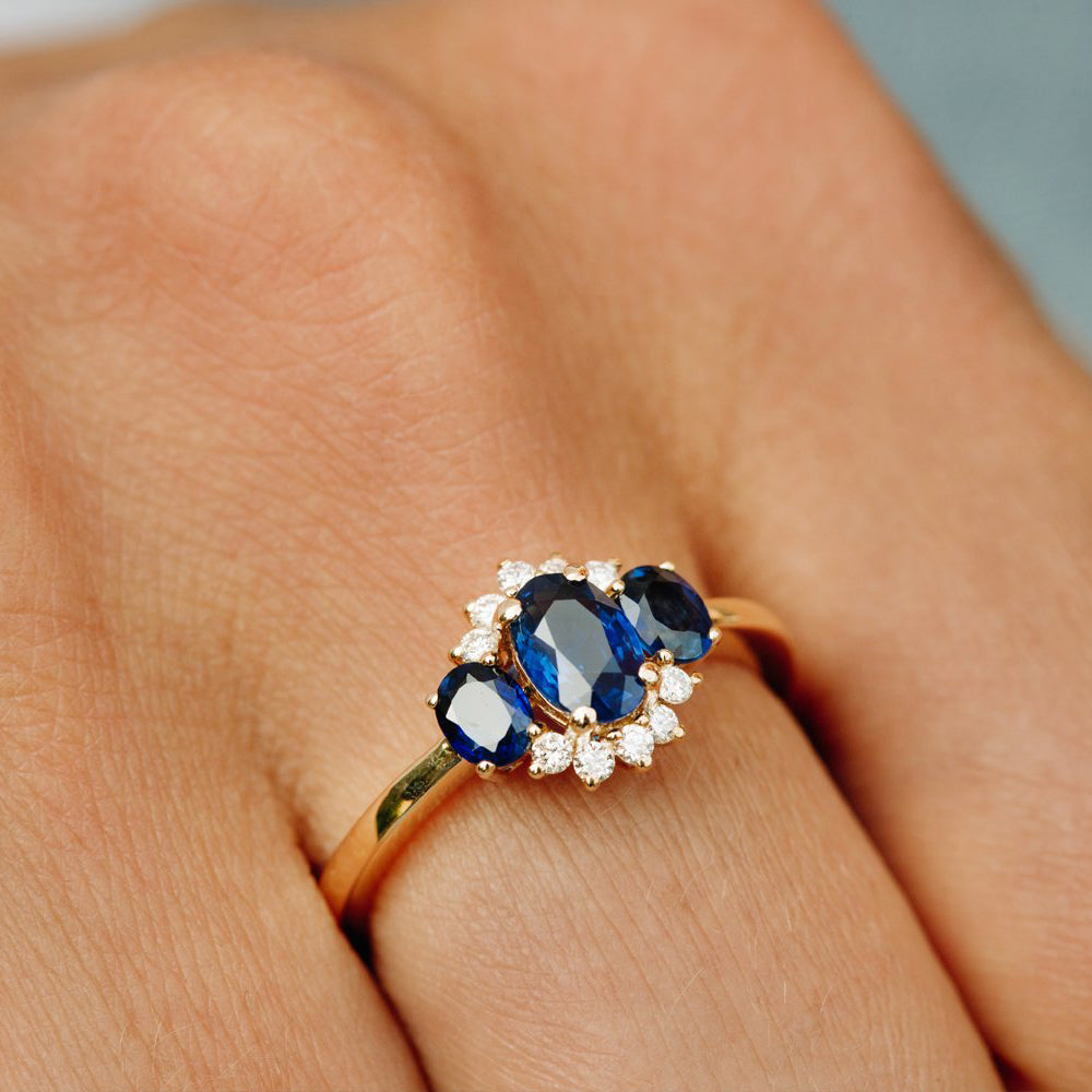 14k Three Stone Sapphire Cluster Ring