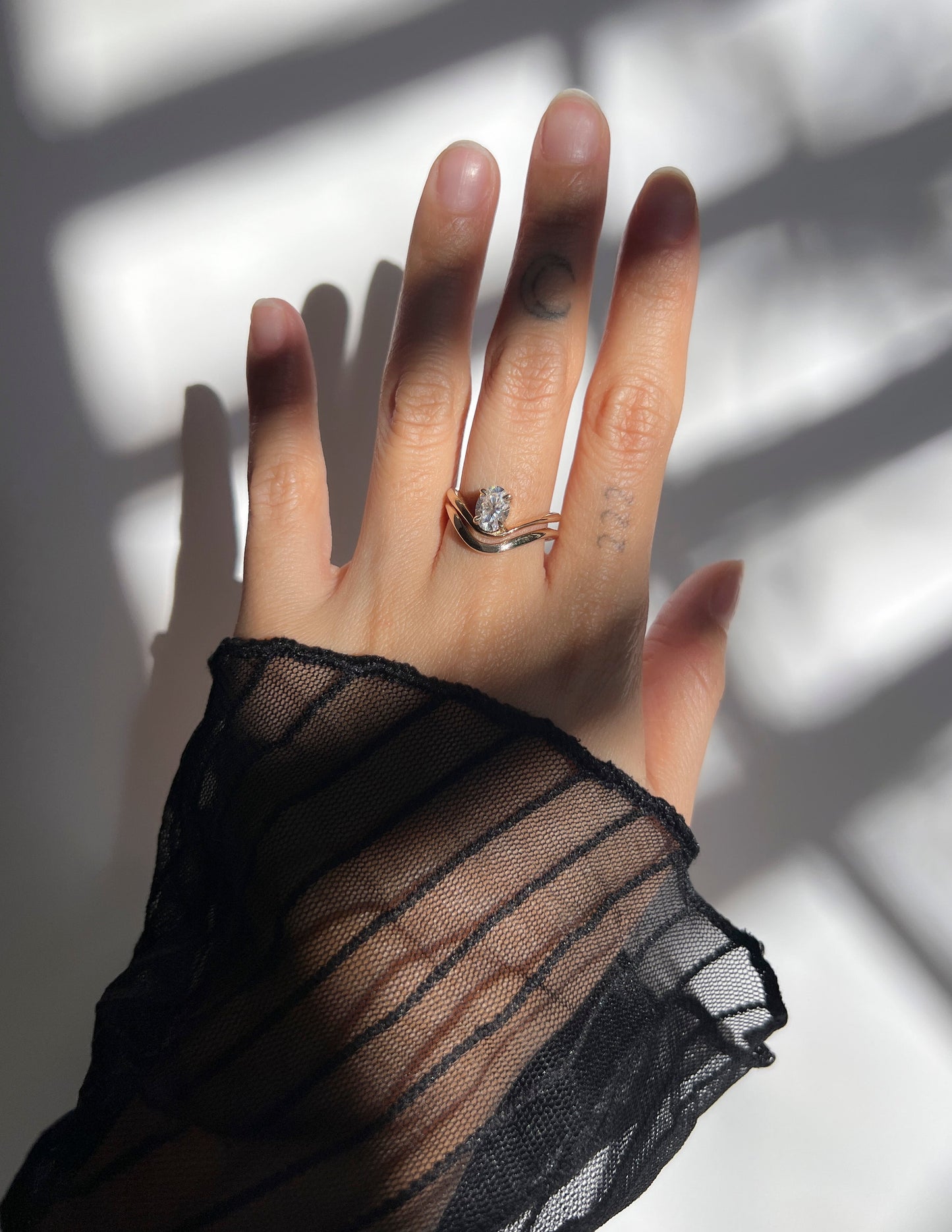 1.0- 2.0ct Oval Sunrise Ring & Band SET - Geum Jewels