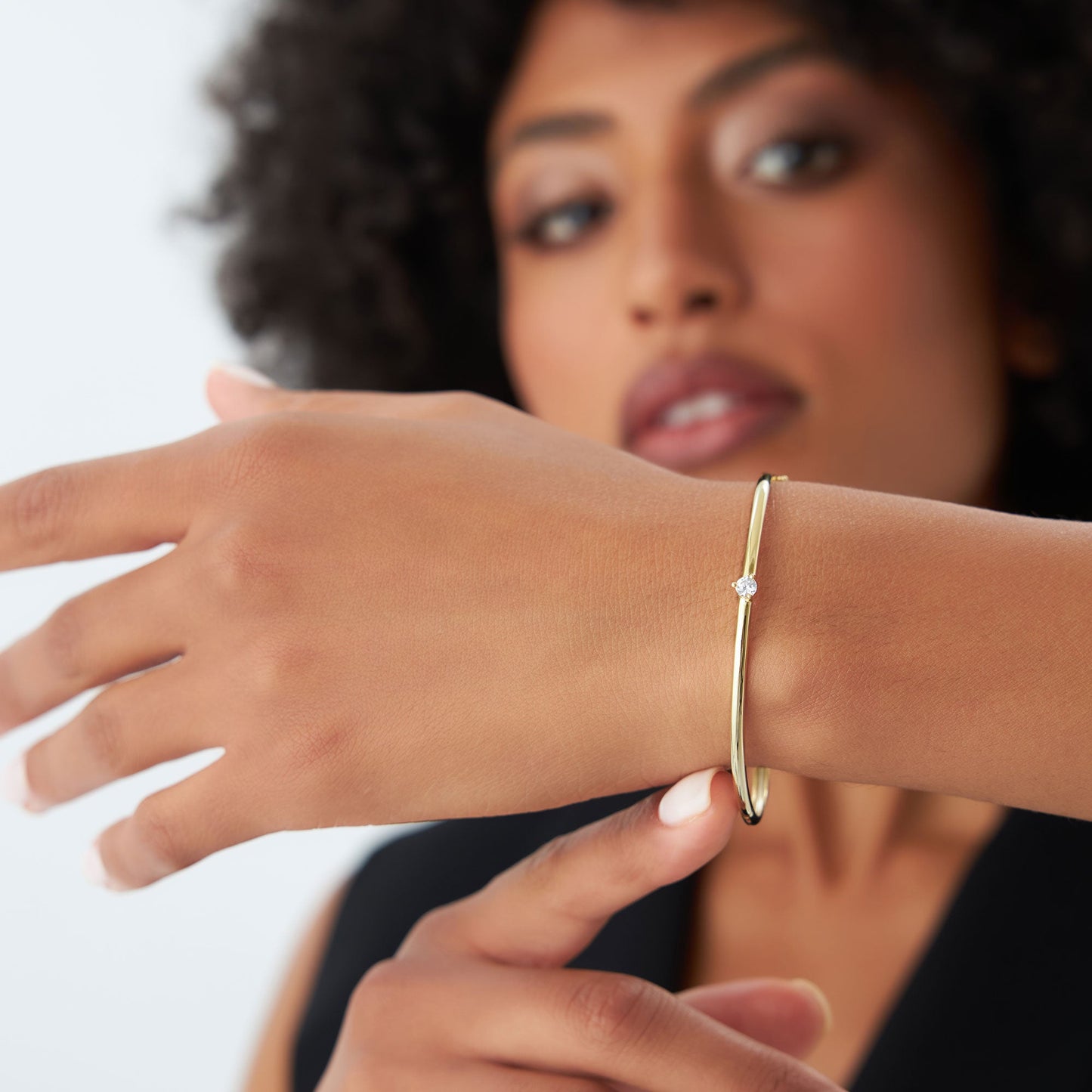 14k Solitaire Diamond Bangle Bracelet 0.10 - 0.30 ctw
