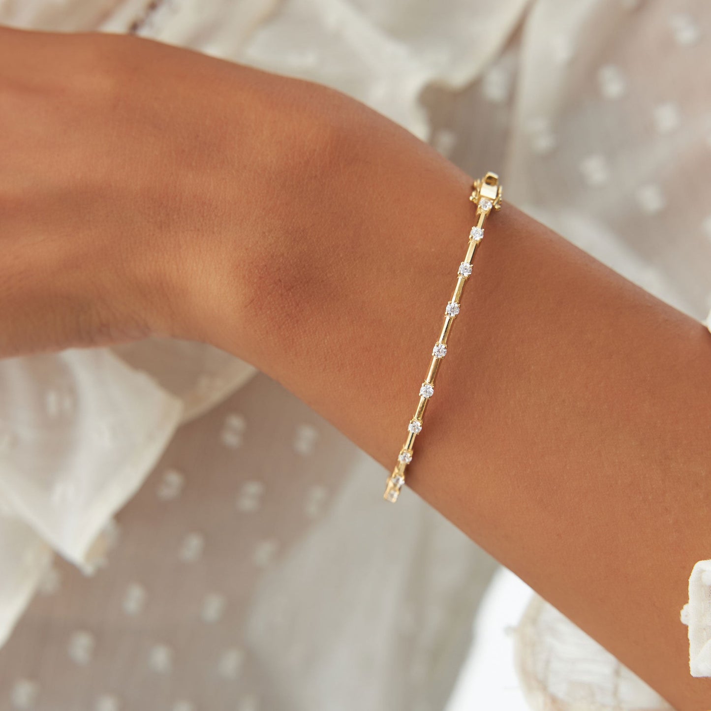 14k 0.50 ctw Diamond Bar Bangle Bracelet