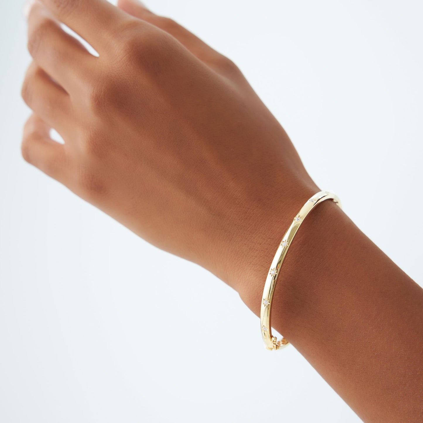 14k 4mm Dome Star Setting Diamond Bangle Bracelet