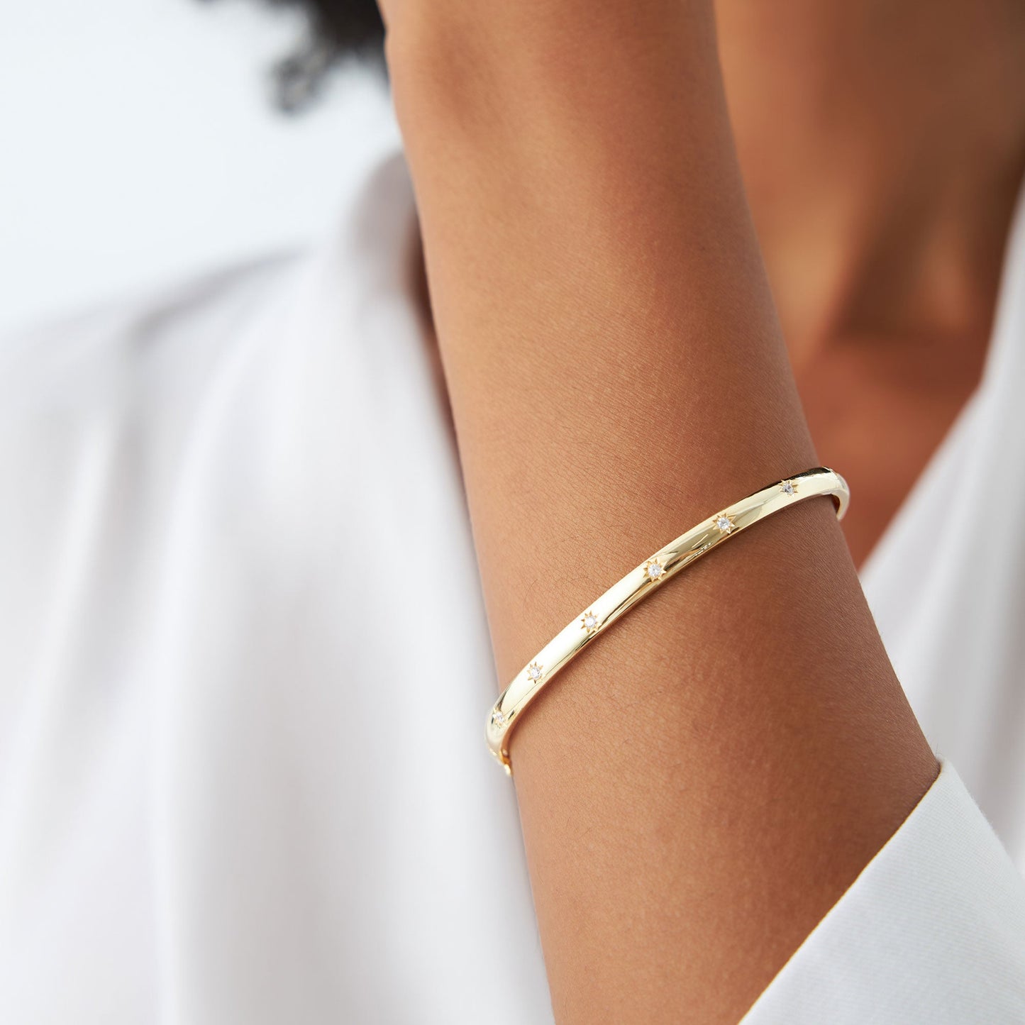 14k 4mm Dome Star Setting Diamond Bangle Bracelet