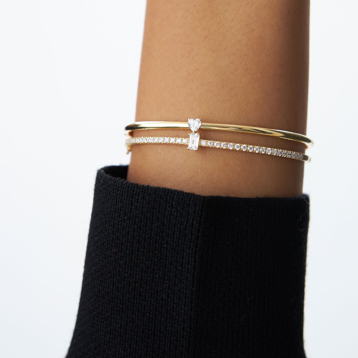 14K Heart Shape Diamond Solitaire Bangle