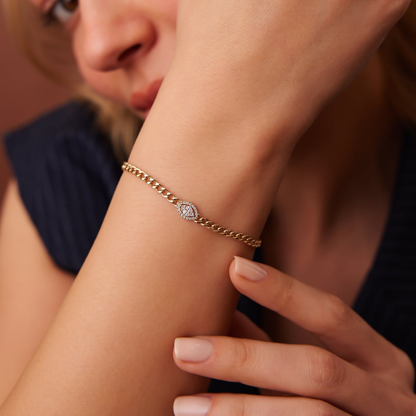 14k Gold Curb Link Marquise Diamond Illusion Setting Bracelet