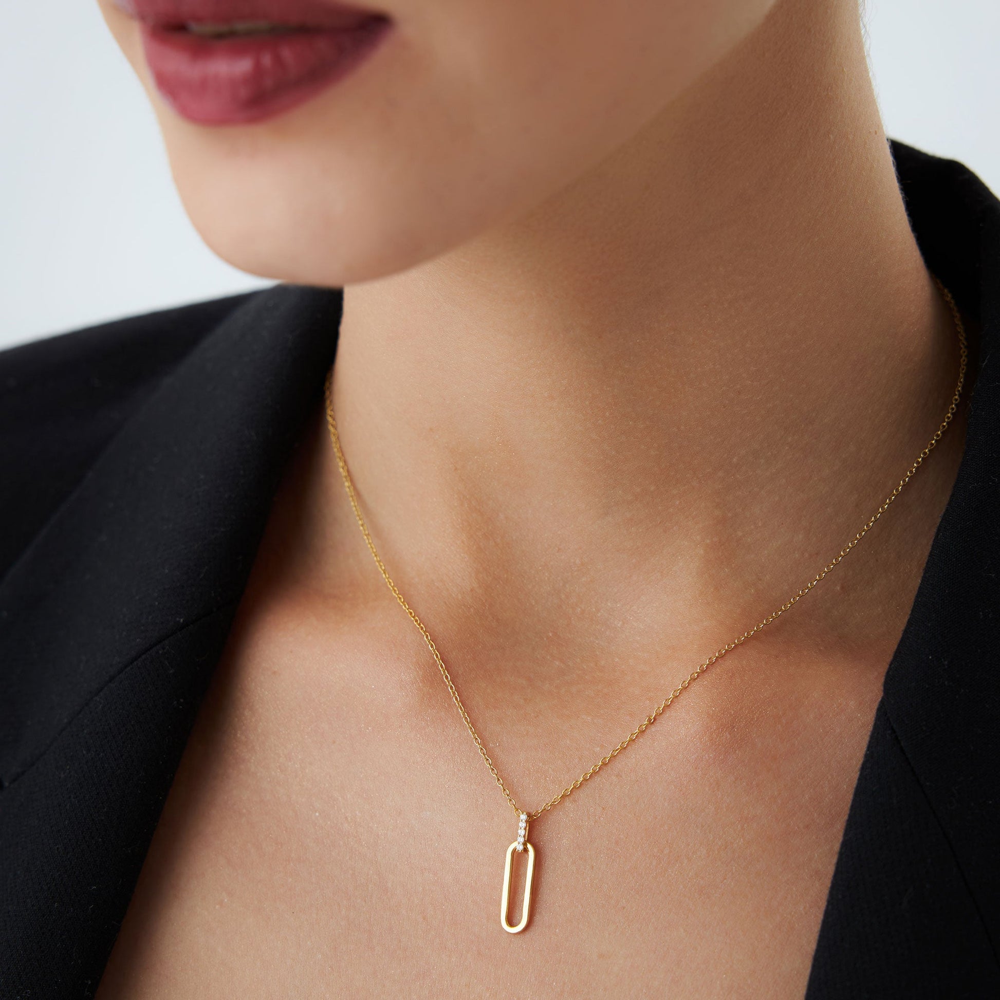 14k Gold Paper Clip Link Pendant Necklace