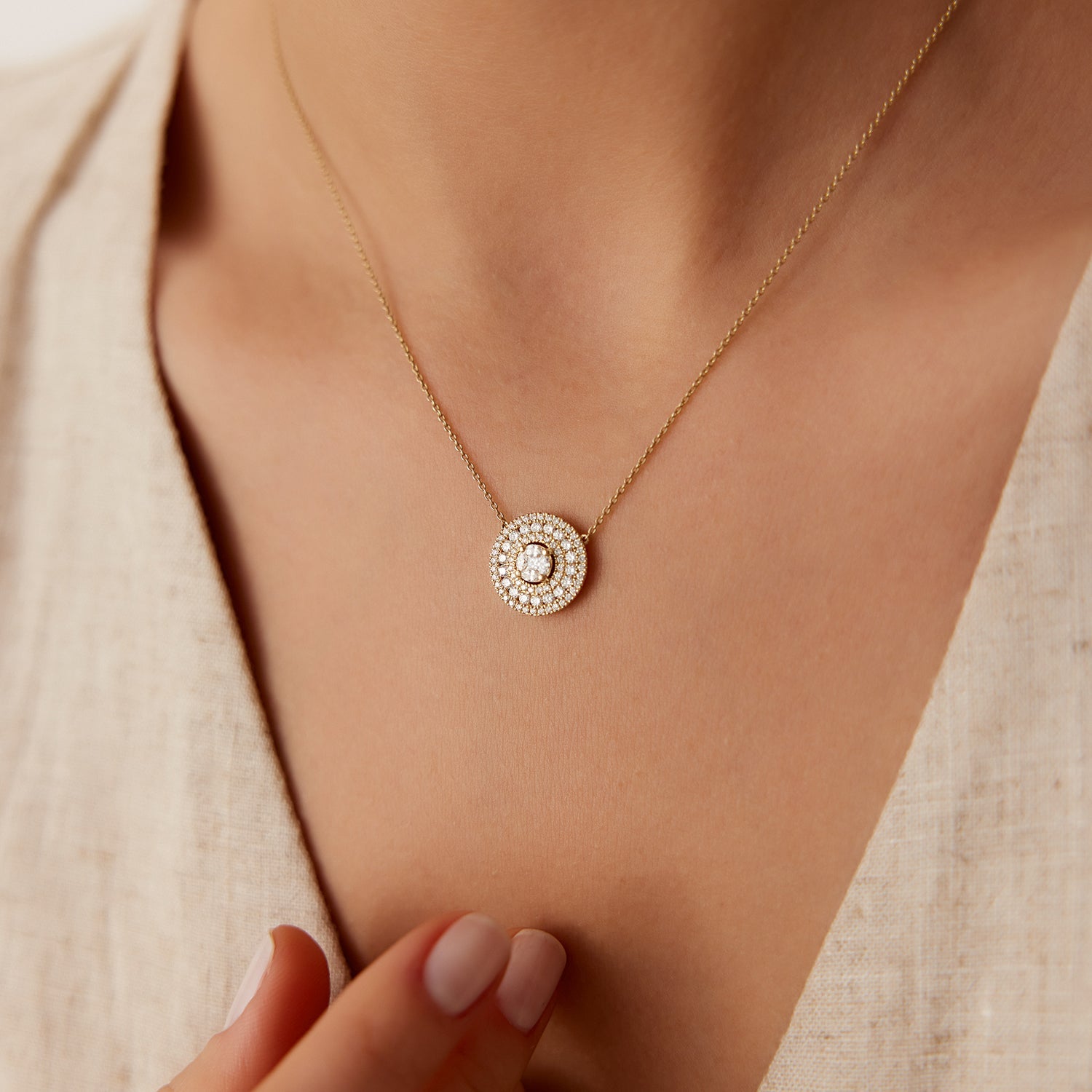 14k Illusion Setting Solitaire Diamond in Halo Setting