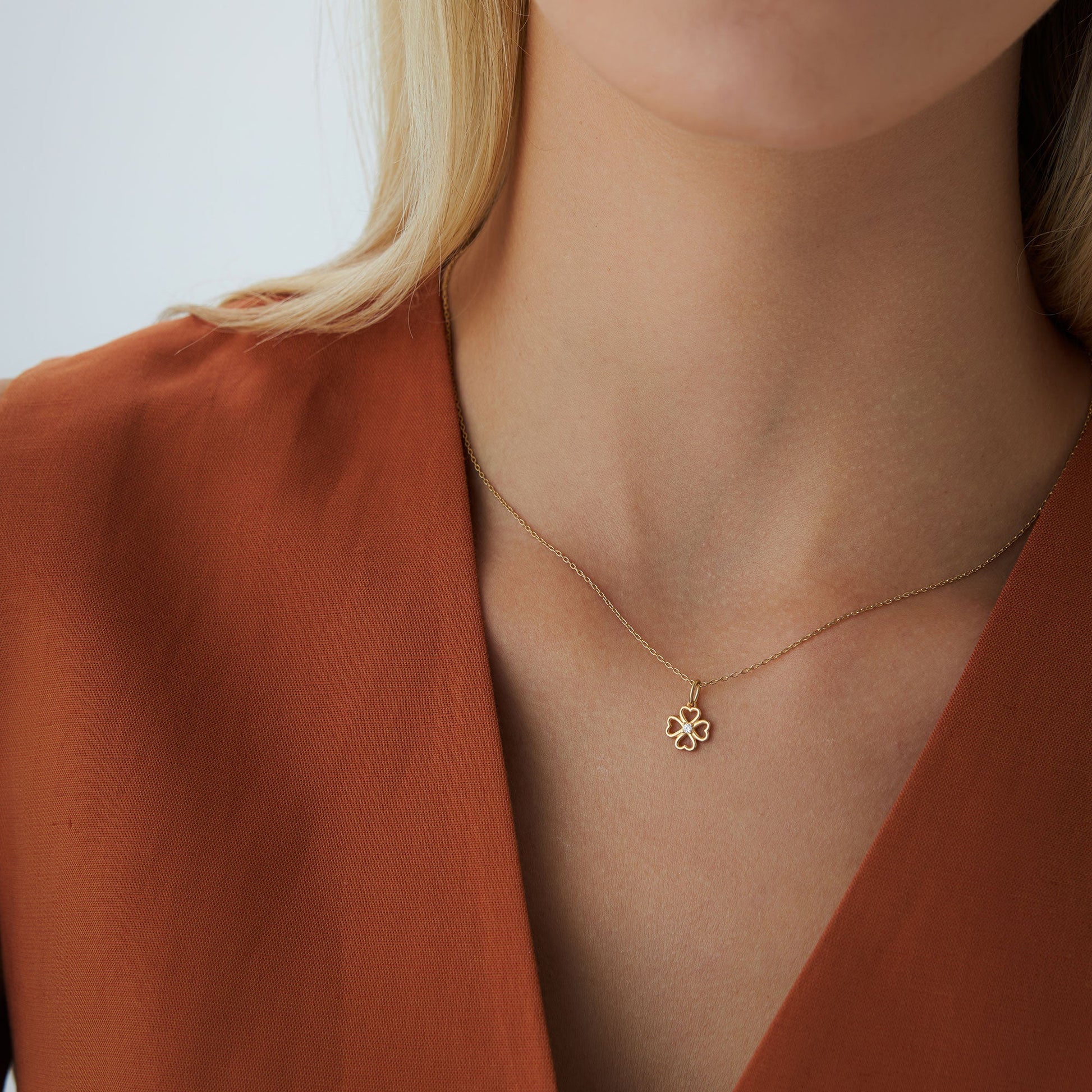 14k Single Diamond Clover Necklace