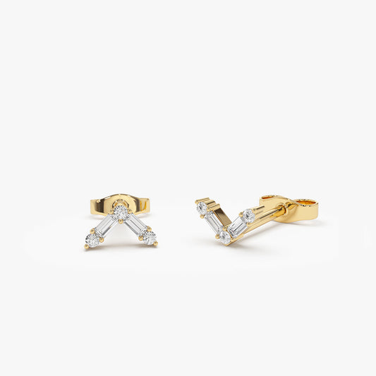 14k Minimal Baguette and Round Diamond Earrings - Geum Jewels