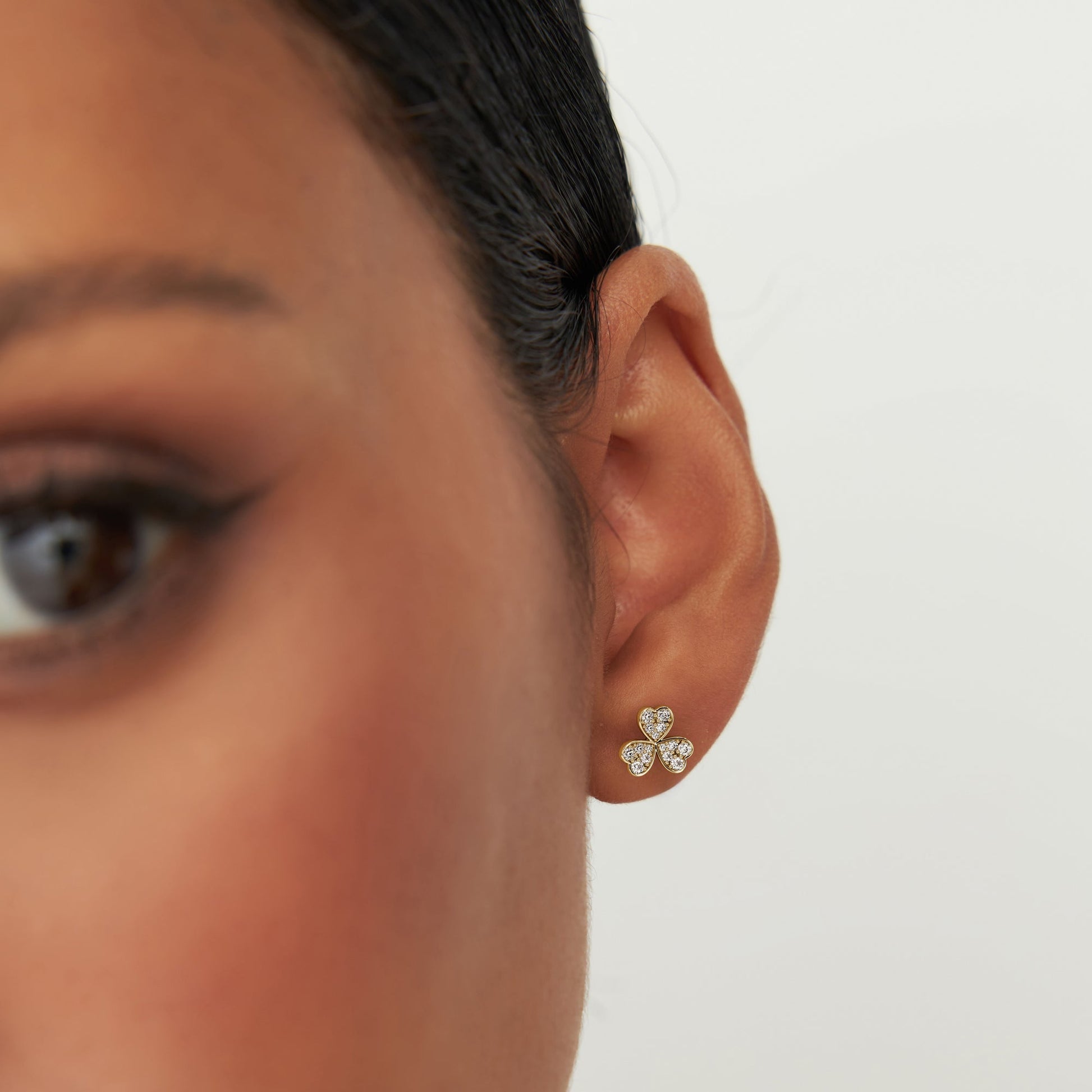 14K Pave Clover Diamond Earrings - Geum Jewels