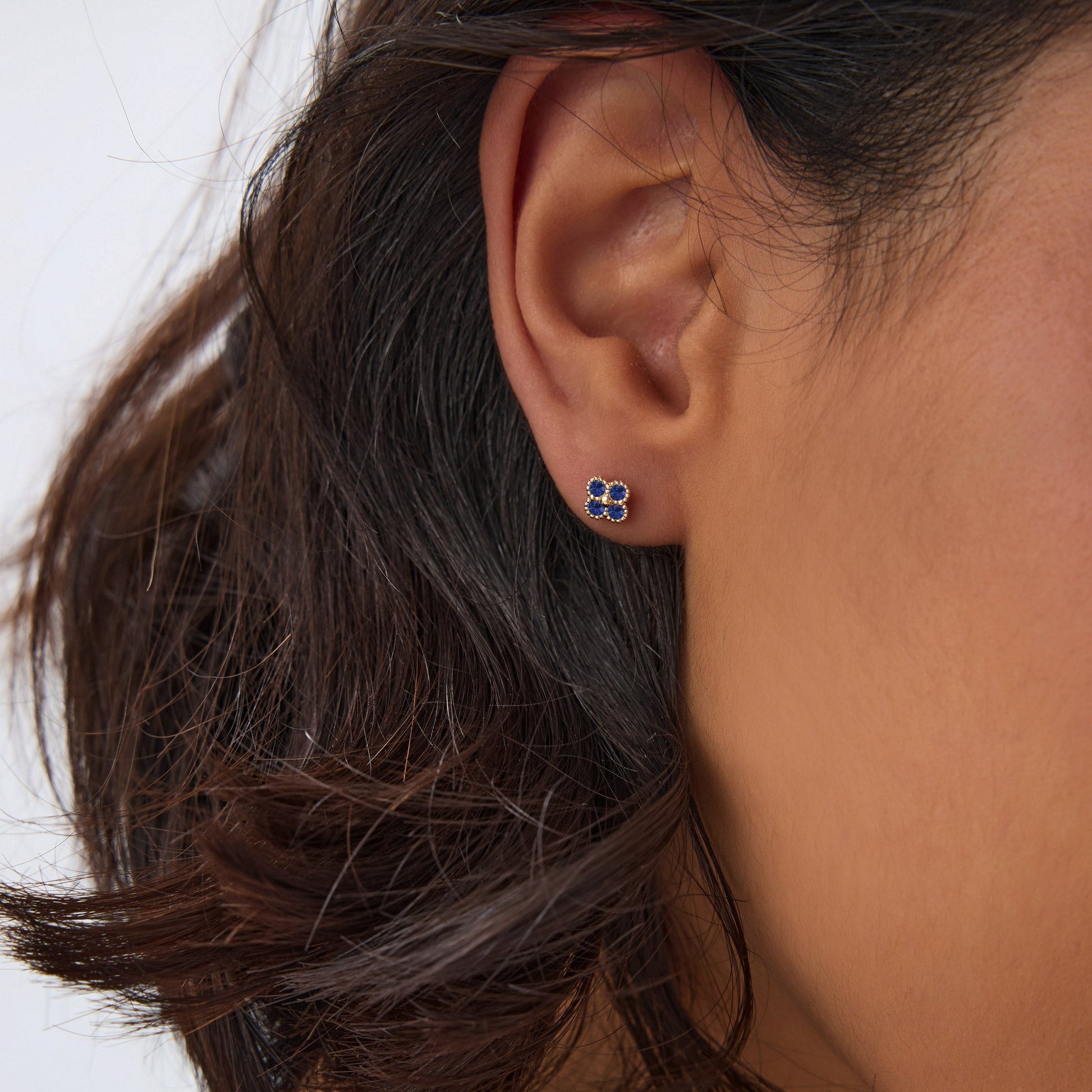 14k Sapphire Clover Beaded Studs - Geum Jewels